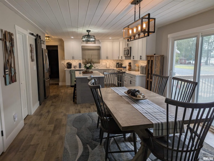 11952 LAGUNA Drive, Marion, Illinois 62959, 3 Bedrooms Bedrooms, 0 ,3 BathroomsBathrooms,Residential,For Sale,LAGUNA,0,RMAQC4268200