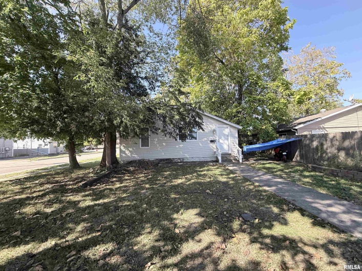 615 LOGAN Avenue A, Carbondale, Illinois 62901, 0 , 0 ,0,Residential Income,For Sale,LOGAN,0,RMAEB460057