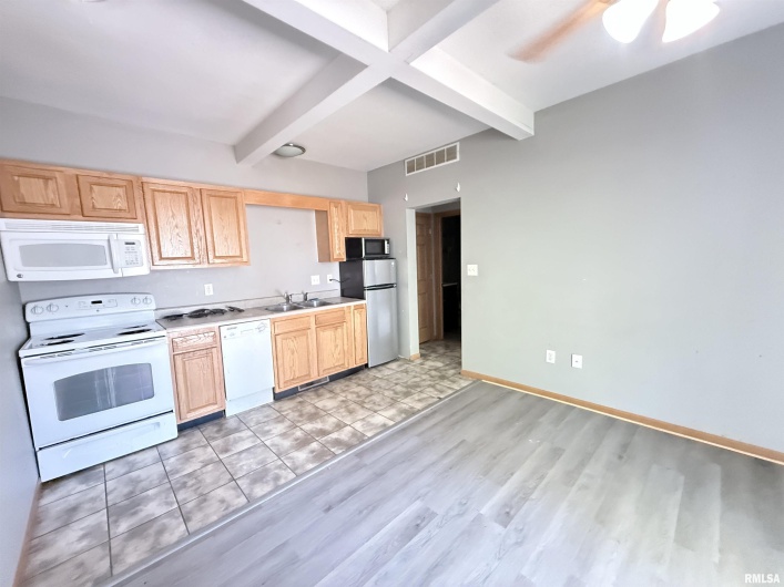 615 LOGAN Avenue A, Carbondale, Illinois 62901, 0 , 0 ,0,Residential Income,For Sale,LOGAN,0,RMAEB460057