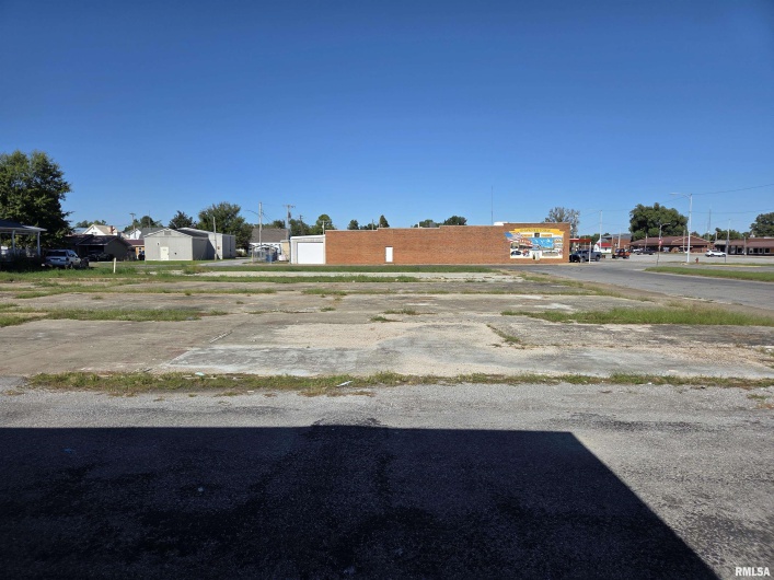 149 LINCOLN Boulevard, Shawneetown, Illinois 62984, 0 , 0 ,0,Land,For Sale,LINCOLN,0,RMAEB460070