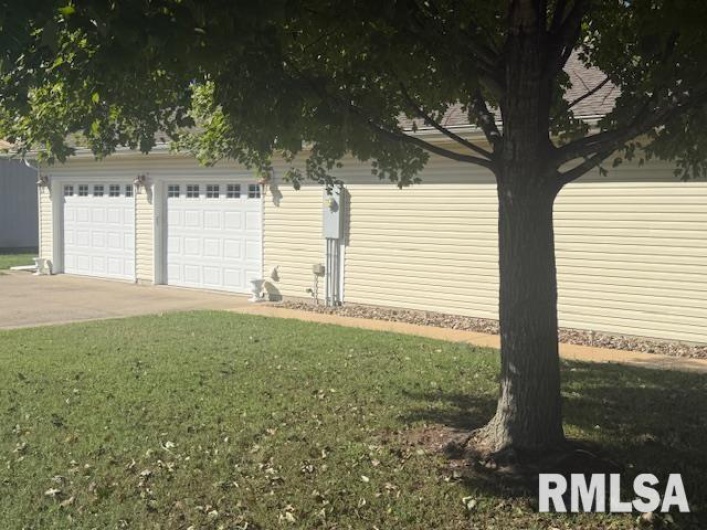 602 33RD Street, Herrin, Illinois 62948, 3 Bedrooms Bedrooms, 0 ,2 BathroomsBathrooms,Residential,For Sale,33RD,0,RMAEB460076
