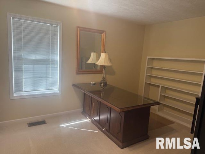 602 33RD Street, Herrin, Illinois 62948, 3 Bedrooms Bedrooms, 0 ,2 BathroomsBathrooms,Residential,For Sale,33RD,0,RMAEB460076