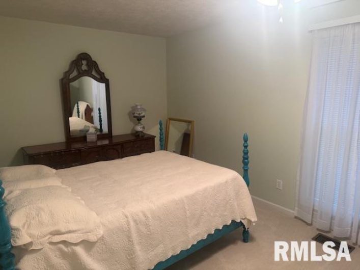 602 33RD Street, Herrin, Illinois 62948, 3 Bedrooms Bedrooms, 0 ,2 BathroomsBathrooms,Residential,For Sale,33RD,0,RMAEB460076
