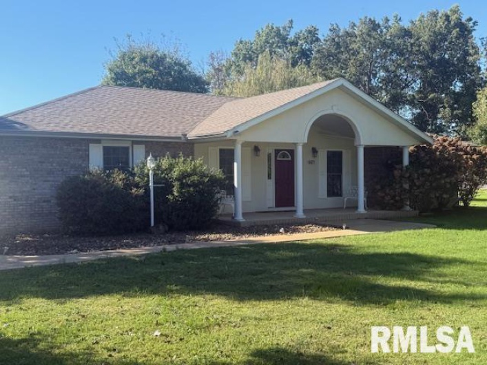 602 33RD Street, Herrin, Illinois 62948, 3 Bedrooms Bedrooms, 0 ,2 BathroomsBathrooms,Residential,For Sale,33RD,0,RMAEB460076