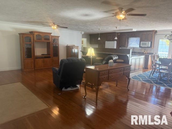 602 33RD Street, Herrin, Illinois 62948, 3 Bedrooms Bedrooms, 0 ,2 BathroomsBathrooms,Residential,For Sale,33RD,0,RMAEB460076