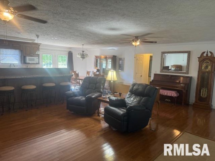 602 33RD Street, Herrin, Illinois 62948, 3 Bedrooms Bedrooms, 0 ,2 BathroomsBathrooms,Residential,For Sale,33RD,0,RMAEB460076