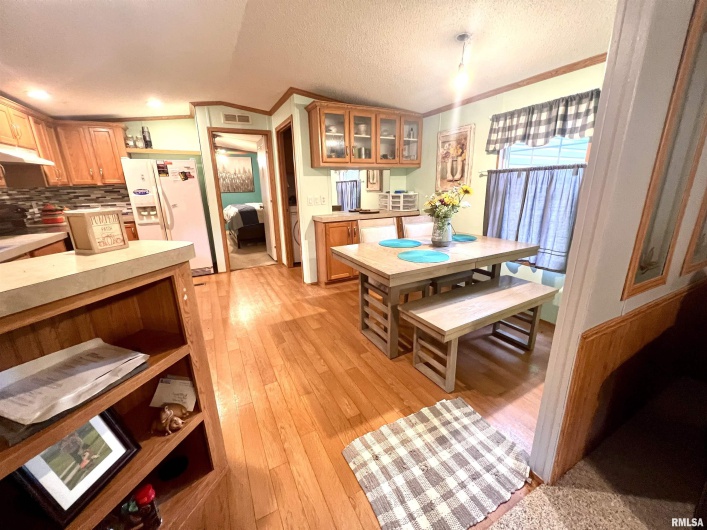 2076 Herrin Road, Carterville, Illinois 62918, 3 Bedrooms Bedrooms, 0 ,2 BathroomsBathrooms,Residential,For Sale,Herrin,0,RMAEB455320