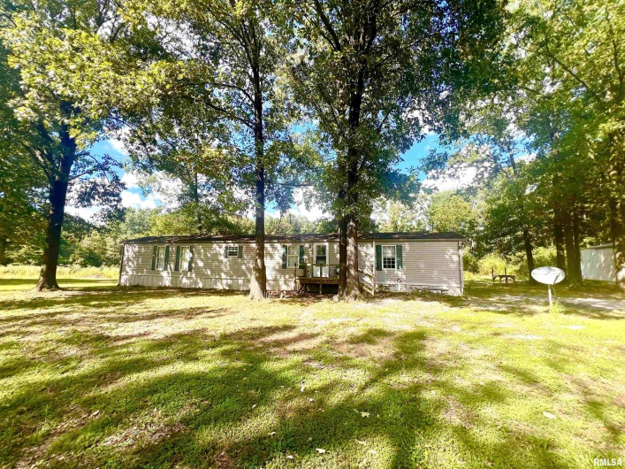 2076 Herrin Road, Carterville, Illinois 62918, 3 Bedrooms Bedrooms, 0 ,2 BathroomsBathrooms,Residential,For Sale,Herrin,0,RMAEB455320