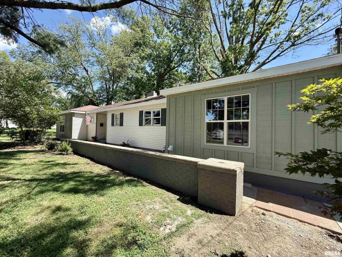 507 GRAND Road, Carterville, Illinois 62918, 4 Bedrooms Bedrooms, 0 ,2 BathroomsBathrooms,Residential,For Sale,GRAND,0,RMAQC4264942