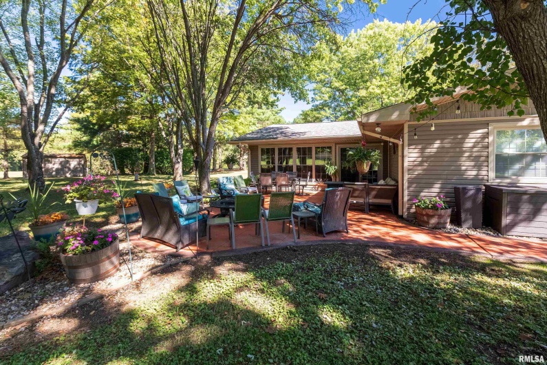2585 Dylan Drive, Marion, Illinois 62959, 3 Bedrooms Bedrooms, 0 ,2 BathroomsBathrooms,Residential,For Sale,Dylan,0,RMAEB460083