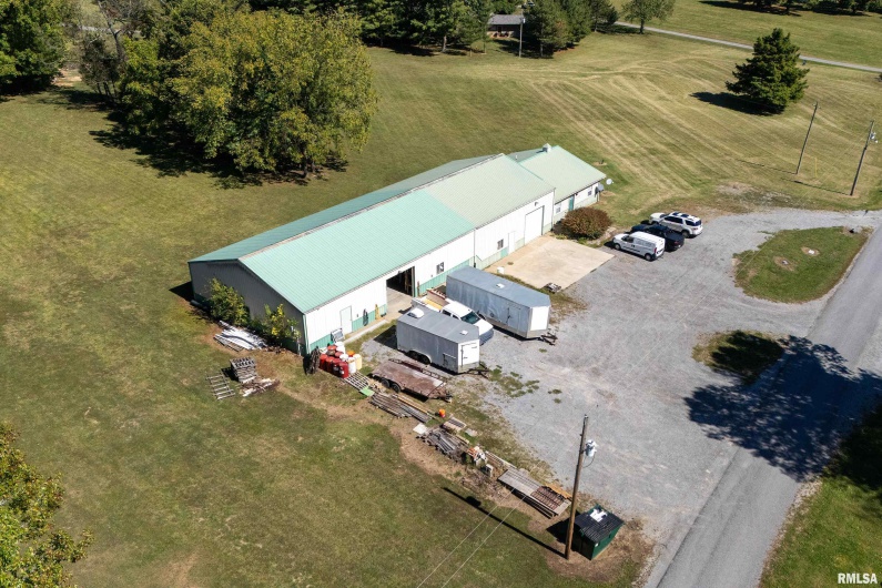 8130 Southfork Road, Marion, Illinois 62959, 3 Bedrooms Bedrooms, 0 ,0,Residential,For Sale,Southfork,0,RMAEB460084