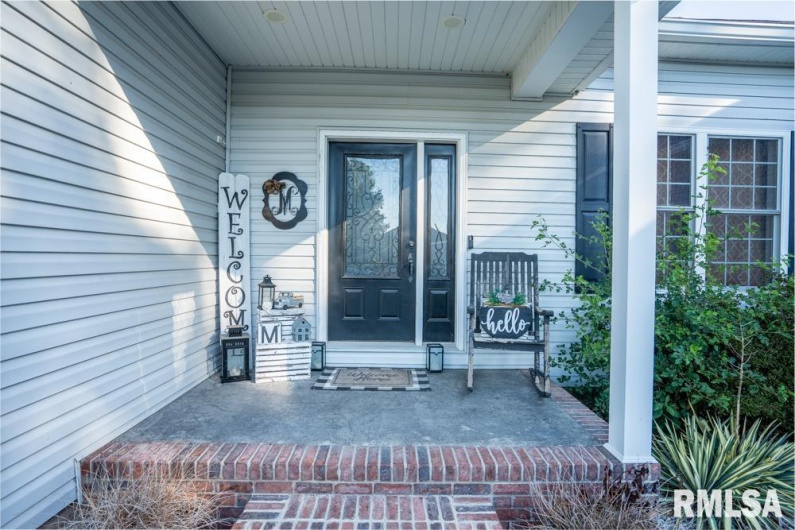 411 Bhrett Drive, Energy, Illinois 62933, 3 Bedrooms Bedrooms, 0 ,2 BathroomsBathrooms,Residential,For Sale,Bhrett,0,RMAQC4268275