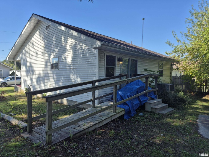 1116 Land Street, Harrisburg, Illinois 62946, 3 Bedrooms Bedrooms, 0 ,1 BathroomBathrooms,Residential,For Sale,Land,0,RMAEB460081