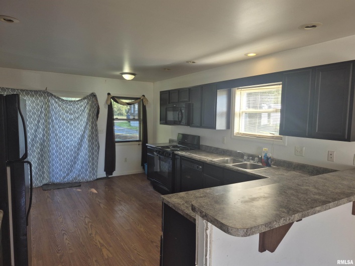 1116 Land Street, Harrisburg, Illinois 62946, 3 Bedrooms Bedrooms, 0 ,1 BathroomBathrooms,Residential,For Sale,Land,0,RMAEB460081