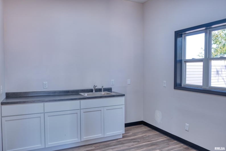 205 MARION Street, Carbondale, Illinois 62901, 0 , 0 ,0,Commercial Lease,For Sale,MARION,0,RMAEB460088