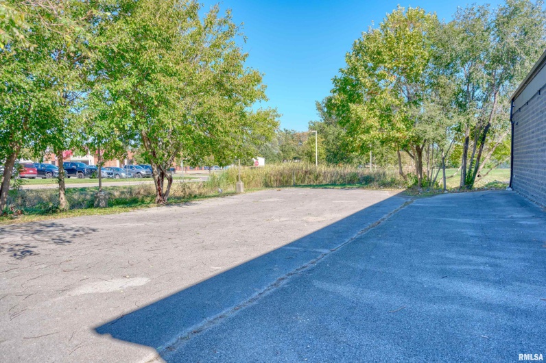 205 MARION Street, Carbondale, Illinois 62901, 0 , 0 ,0,Commercial Lease,For Sale,MARION,0,RMAEB460088