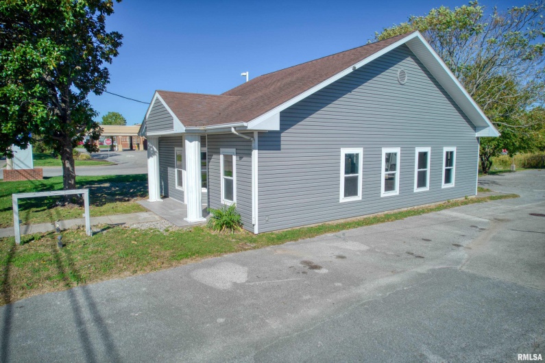 205 MARION Street, Carbondale, Illinois 62901, 0 , 0 ,0,Commercial Lease,For Sale,MARION,0,RMAEB460088