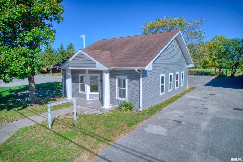 205 MARION Street, Carbondale, Illinois 62901, 0 , 0 ,0,Commercial Lease,For Sale,MARION,0,RMAEB460088