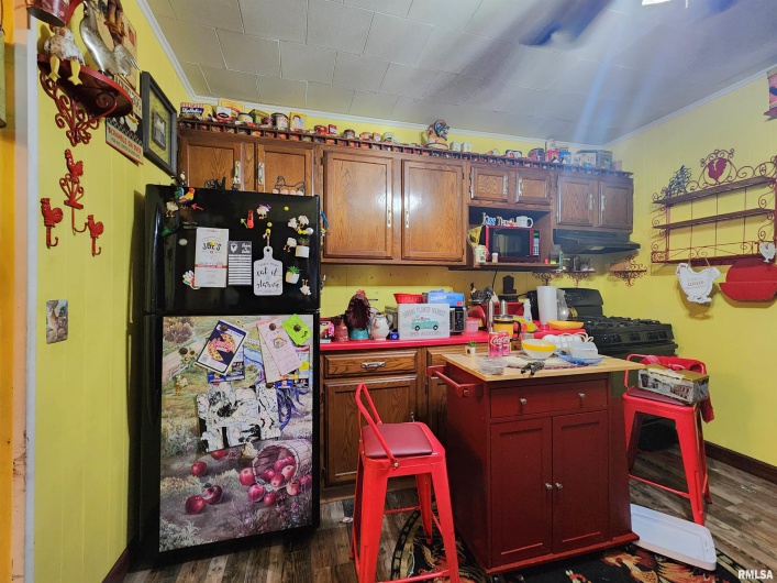 413 8TH Street, Herrin, Illinois 62948-3306, 3 Bedrooms Bedrooms, 0 ,1 BathroomBathrooms,Residential,For Sale,8TH,0,RMAEB459670