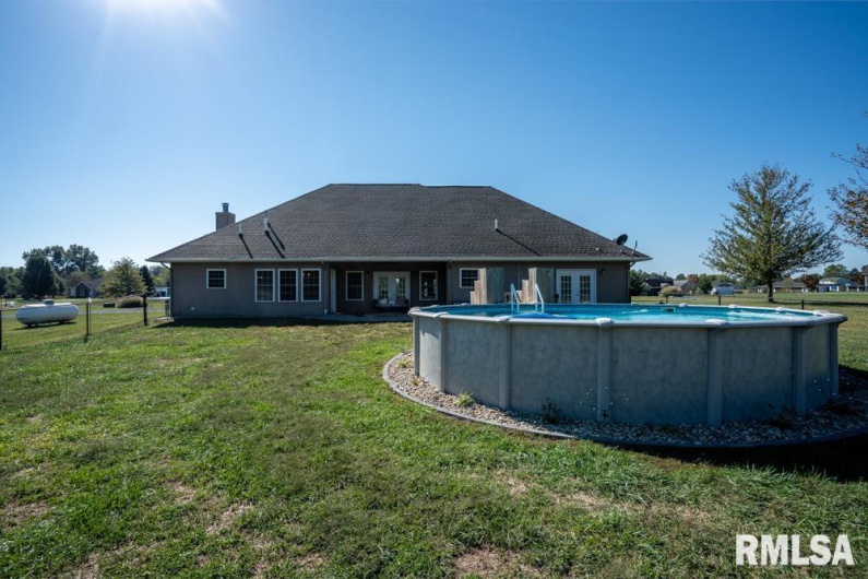 181 HANOVER Lane, Murphysboro, Illinois 62966, 4 Bedrooms Bedrooms, 0 ,3 BathroomsBathrooms,Residential,For Sale,HANOVER,0,RMAQC4268310