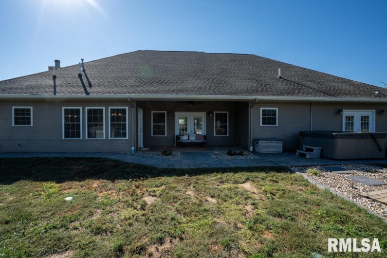 181 HANOVER Lane, Murphysboro, Illinois 62966, 4 Bedrooms Bedrooms, 0 ,3 BathroomsBathrooms,Residential,For Sale,HANOVER,0,RMAQC4268310