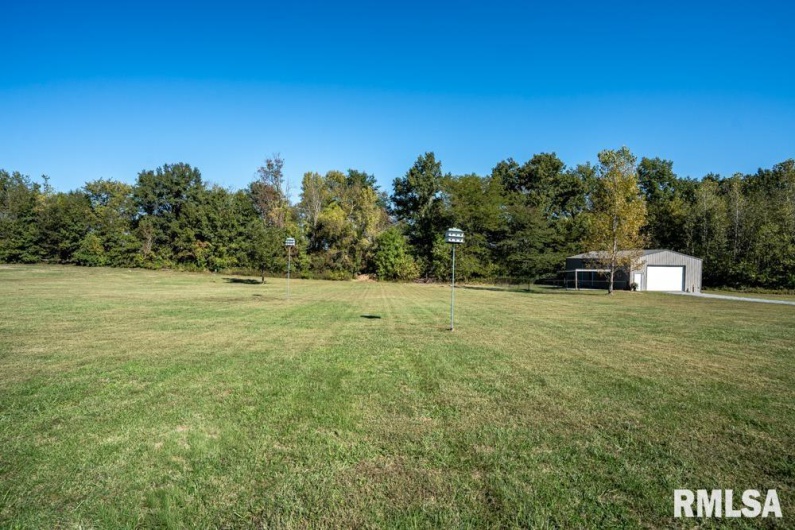 181 HANOVER Lane, Murphysboro, Illinois 62966, 4 Bedrooms Bedrooms, 0 ,3 BathroomsBathrooms,Residential,For Sale,HANOVER,0,RMAQC4268310