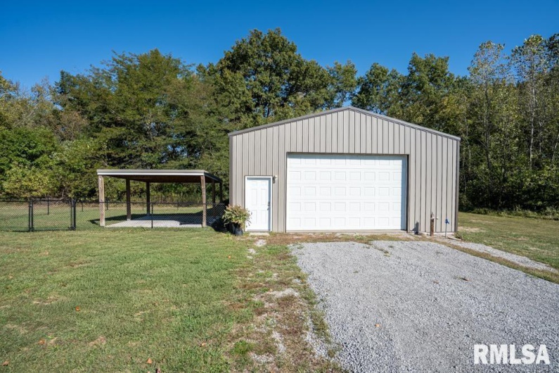 181 HANOVER Lane, Murphysboro, Illinois 62966, 4 Bedrooms Bedrooms, 0 ,3 BathroomsBathrooms,Residential,For Sale,HANOVER,0,RMAQC4268310