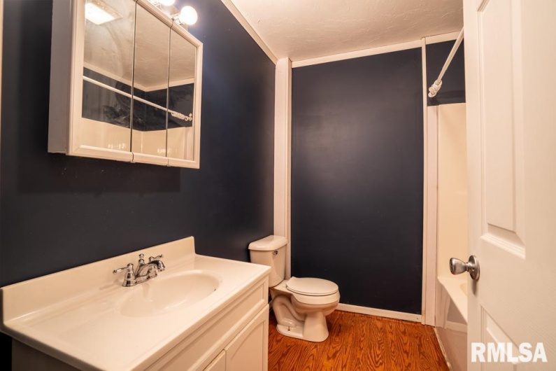 181 HANOVER Lane, Murphysboro, Illinois 62966, 4 Bedrooms Bedrooms, 0 ,3 BathroomsBathrooms,Residential,For Sale,HANOVER,0,RMAQC4268310