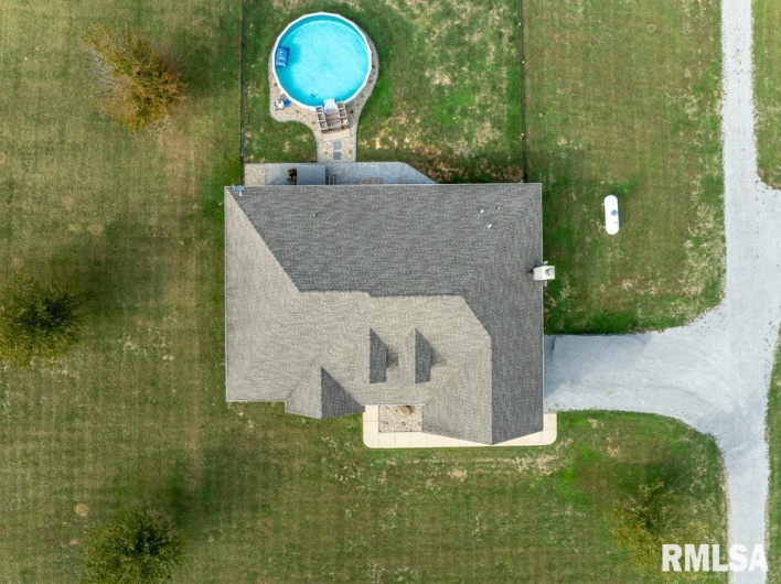 181 HANOVER Lane, Murphysboro, Illinois 62966, 4 Bedrooms Bedrooms, 0 ,3 BathroomsBathrooms,Residential,For Sale,HANOVER,0,RMAQC4268310