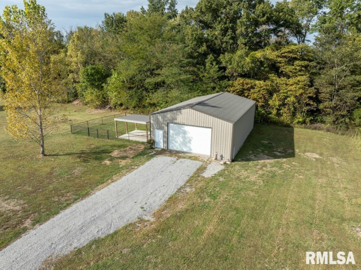 181 HANOVER Lane, Murphysboro, Illinois 62966, 4 Bedrooms Bedrooms, 0 ,3 BathroomsBathrooms,Residential,For Sale,HANOVER,0,RMAQC4268310