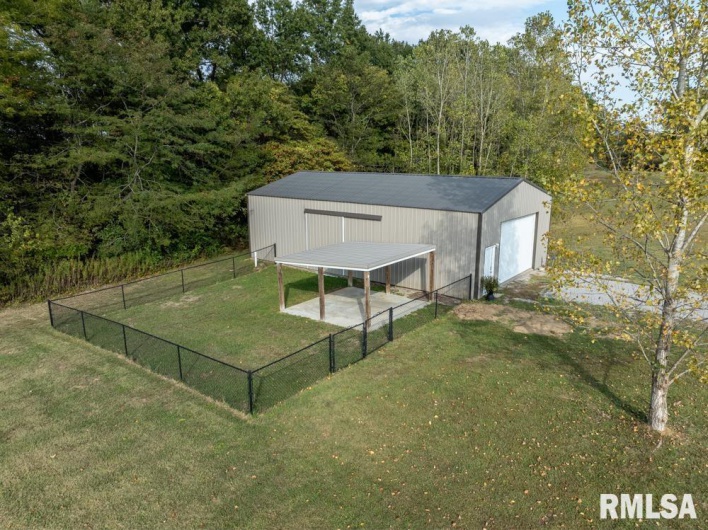 181 HANOVER Lane, Murphysboro, Illinois 62966, 4 Bedrooms Bedrooms, 0 ,3 BathroomsBathrooms,Residential,For Sale,HANOVER,0,RMAQC4268310