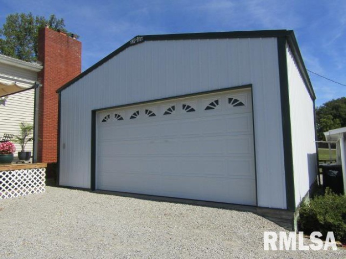 512 3RD Street, Rosiclare, Illinois 62982, 3 Bedrooms Bedrooms, 0 ,3 BathroomsBathrooms,Residential,For Sale,3RD,0,RMAEB460100