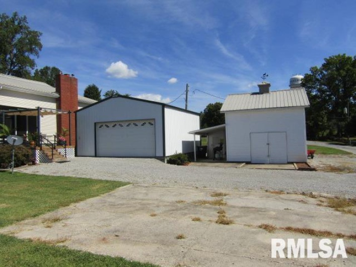 512 3RD Street, Rosiclare, Illinois 62982, 3 Bedrooms Bedrooms, 0 ,3 BathroomsBathrooms,Residential,For Sale,3RD,0,RMAEB460100
