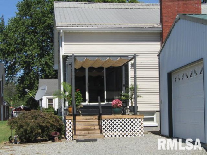 512 3RD Street, Rosiclare, Illinois 62982, 3 Bedrooms Bedrooms, 0 ,3 BathroomsBathrooms,Residential,For Sale,3RD,0,RMAEB460100
