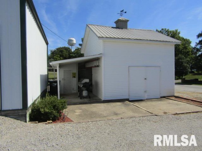 512 3RD Street, Rosiclare, Illinois 62982, 3 Bedrooms Bedrooms, 0 ,3 BathroomsBathrooms,Residential,For Sale,3RD,0,RMAEB460100