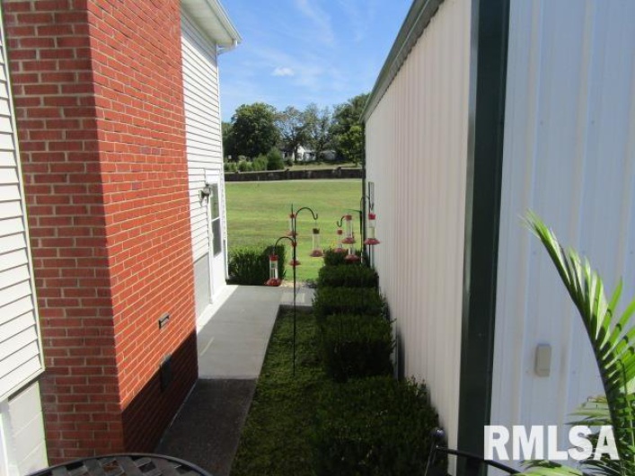 512 3RD Street, Rosiclare, Illinois 62982, 3 Bedrooms Bedrooms, 0 ,3 BathroomsBathrooms,Residential,For Sale,3RD,0,RMAEB460100