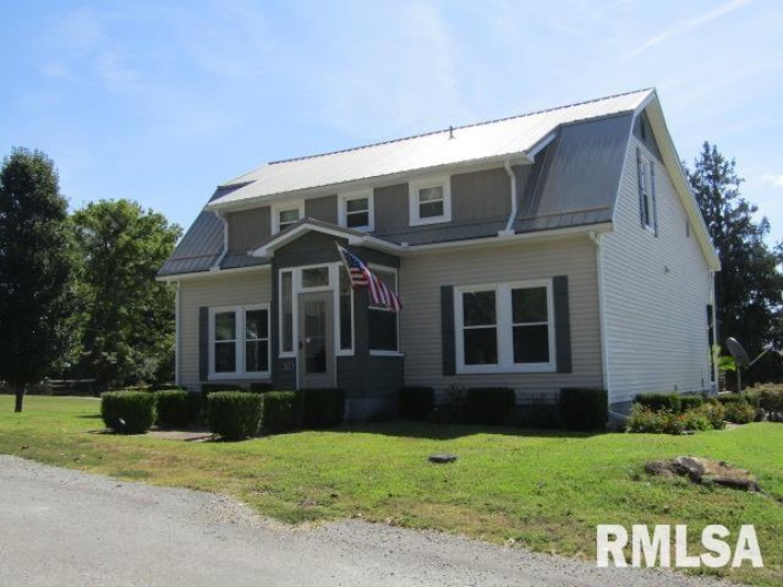 512 3RD Street, Rosiclare, Illinois 62982, 3 Bedrooms Bedrooms, 0 ,3 BathroomsBathrooms,Residential,For Sale,3RD,0,RMAEB460100