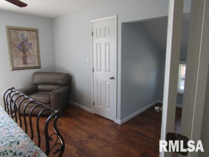 512 3RD Street, Rosiclare, Illinois 62982, 3 Bedrooms Bedrooms, 0 ,3 BathroomsBathrooms,Residential,For Sale,3RD,0,RMAEB460100