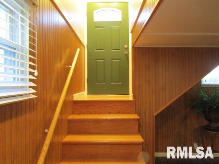 512 3RD Street, Rosiclare, Illinois 62982, 3 Bedrooms Bedrooms, 0 ,3 BathroomsBathrooms,Residential,For Sale,3RD,0,RMAEB460100