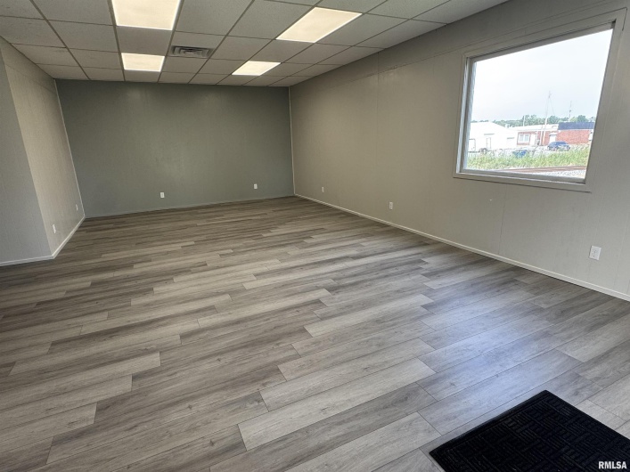 1022 GRANITE Street, Marion, Illinois 62959, 0 , 0 ,0,Commercial Sale,For Sale,GRANITE,0,RMAQC4268318