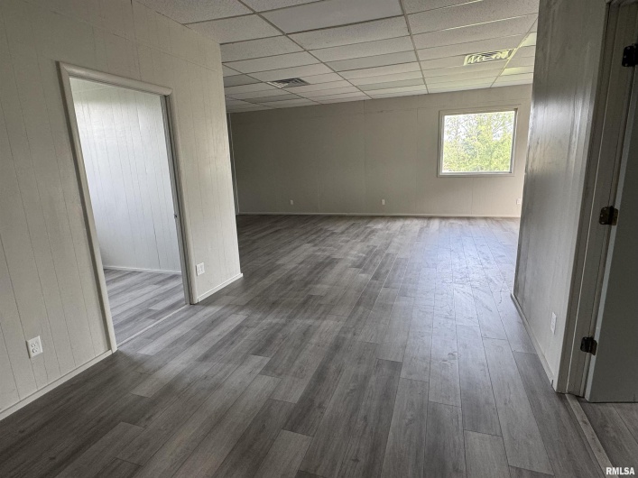 1022 GRANITE Street, Marion, Illinois 62959, 0 , 0 ,0,Commercial Sale,For Sale,GRANITE,0,RMAQC4268318