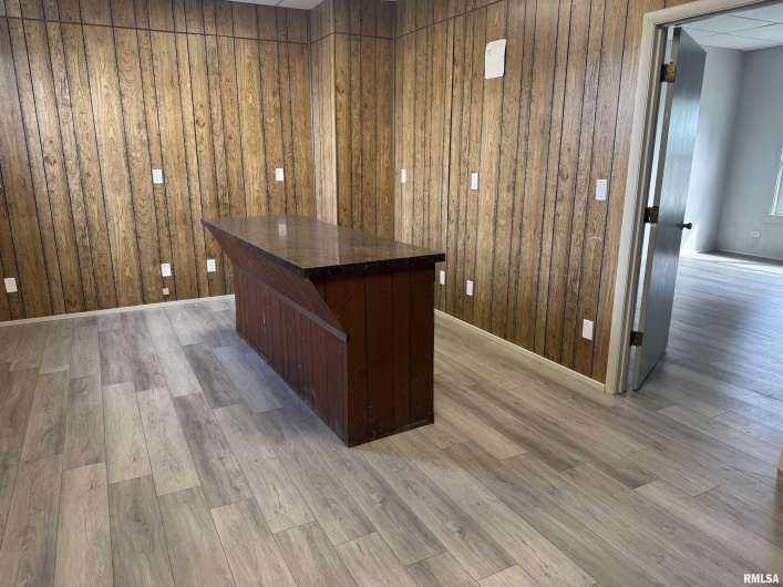 1022 GRANITE Street, Marion, Illinois 62959, 0 , 0 ,0,Commercial Sale,For Sale,GRANITE,0,RMAQC4268318