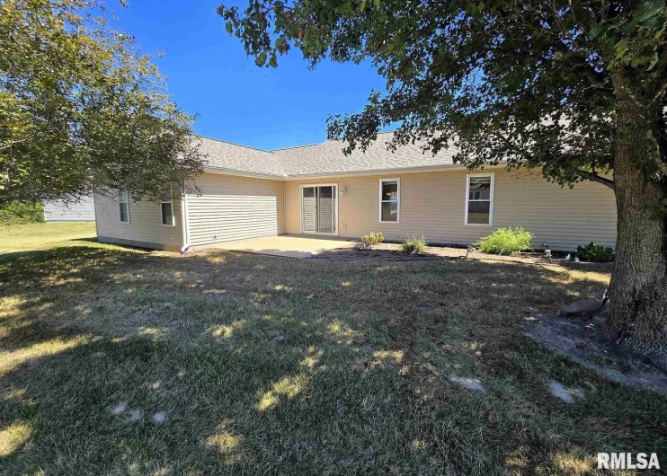 108 CHASE Lane, Marion, Illinois 62959, 3 Bedrooms Bedrooms, 0 ,2 BathroomsBathrooms,Residential,For Sale,CHASE,0,RMAQC4268328