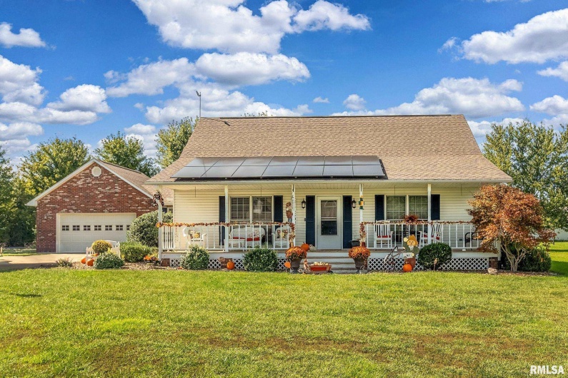 3205 EAGLE Drive, Herrin, Illinois 62948, 3 Bedrooms Bedrooms, 0 ,2 BathroomsBathrooms,Residential,For Sale,EAGLE,0,RMAQC4268336