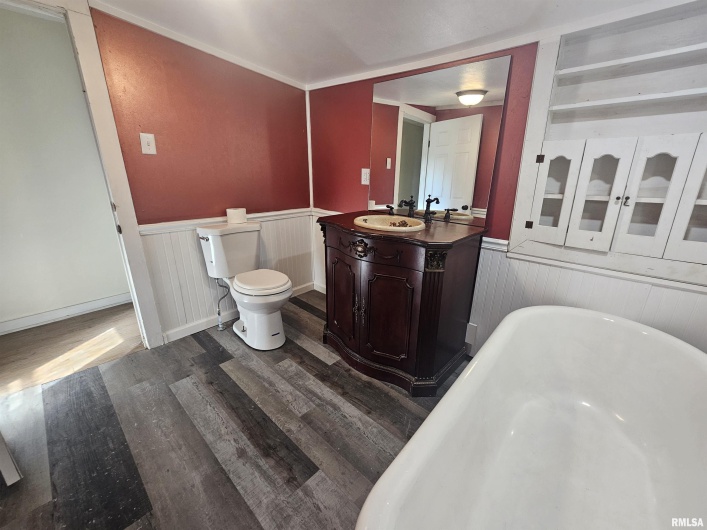 11115 Lamaster Road, Marion, Illinois 62959, 3 Bedrooms Bedrooms, 0 ,2 BathroomsBathrooms,Residential,For Sale,Lamaster,0,RMAEB460108