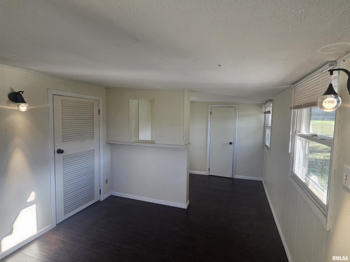 11115 Lamaster Road, Marion, Illinois 62959, 3 Bedrooms Bedrooms, 0 ,2 BathroomsBathrooms,Residential,For Sale,Lamaster,0,RMAEB460108