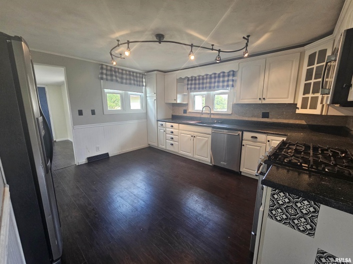 11115 Lamaster Road, Marion, Illinois 62959, 3 Bedrooms Bedrooms, 0 ,2 BathroomsBathrooms,Residential,For Sale,Lamaster,0,RMAEB460108
