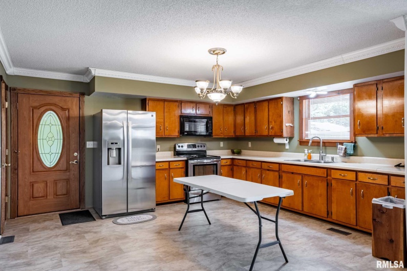 870 ALLEN Road, Galatia, Illinois 62935, 3 Bedrooms Bedrooms, 0 ,3 BathroomsBathrooms,Residential,For Sale,ALLEN,0,RMAQC4268347
