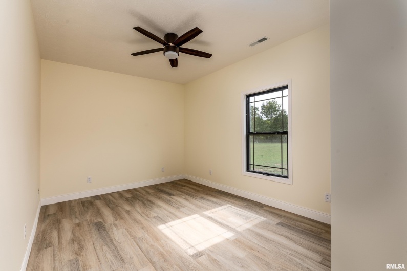 7140 Reeder Road, Marion, Illinois 62959, 4 Bedrooms Bedrooms, 0 ,2 BathroomsBathrooms,Residential,For Sale,Reeder,0,RMAQC4268349