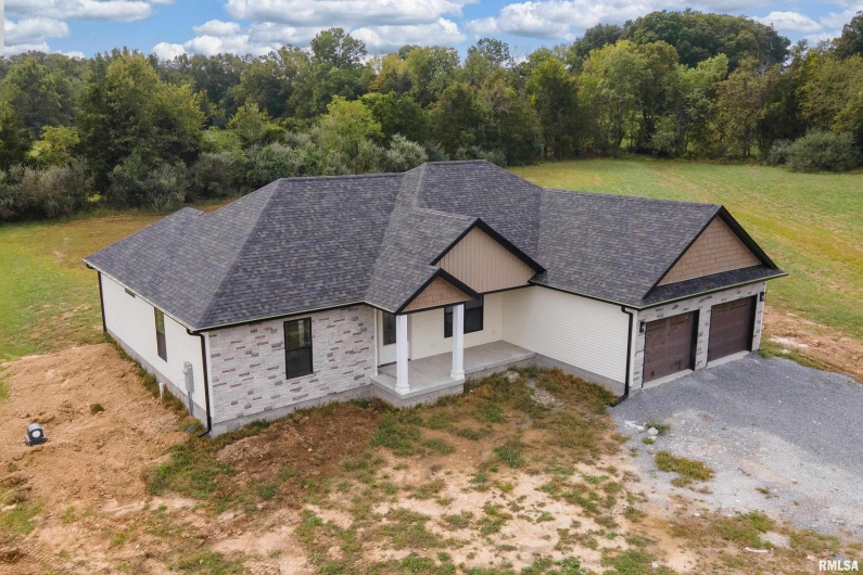 7140 Reeder Road, Marion, Illinois 62959, 4 Bedrooms Bedrooms, 0 ,2 BathroomsBathrooms,Residential,For Sale,Reeder,0,RMAQC4268349